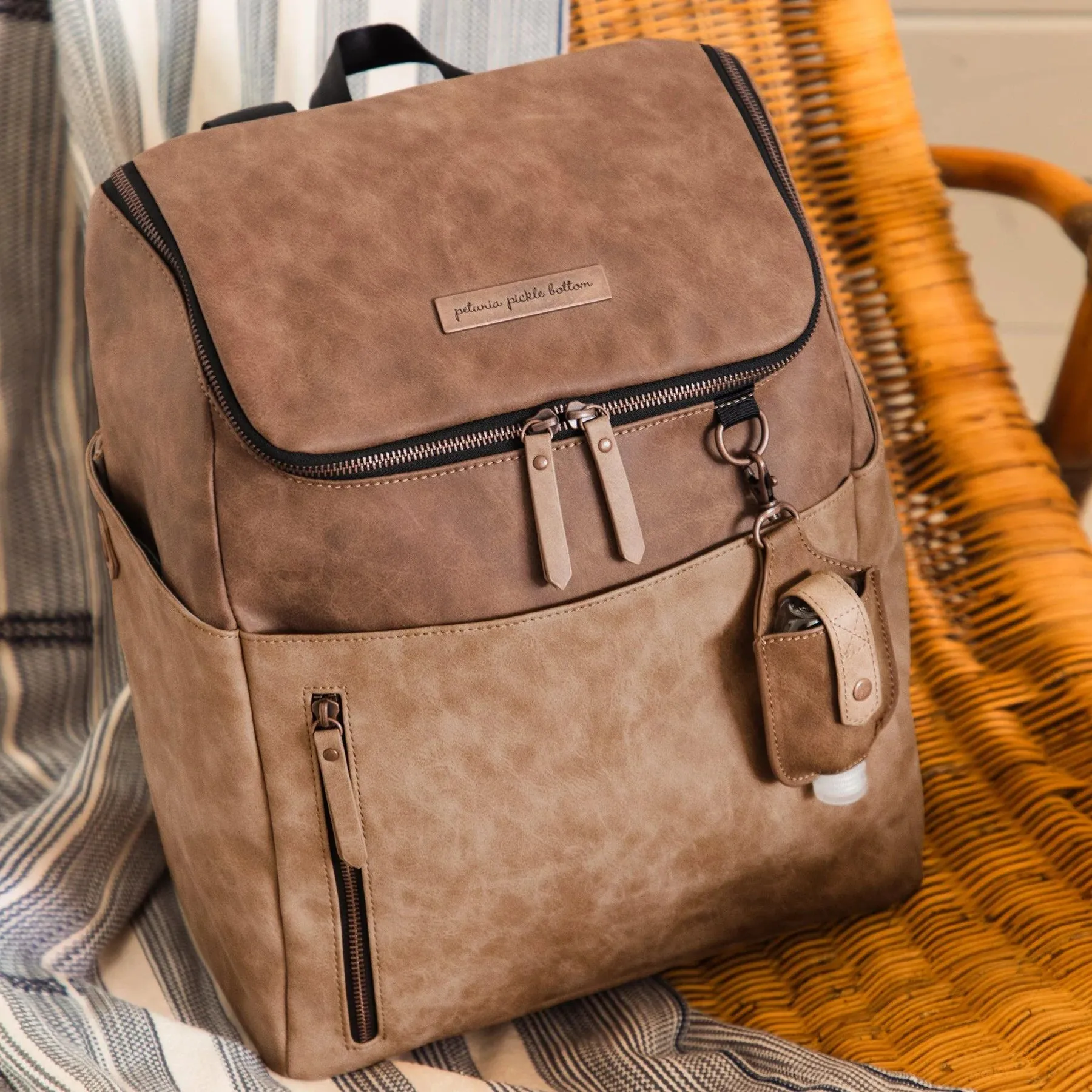 Tempo Backpack Nursey Bag - Brioche