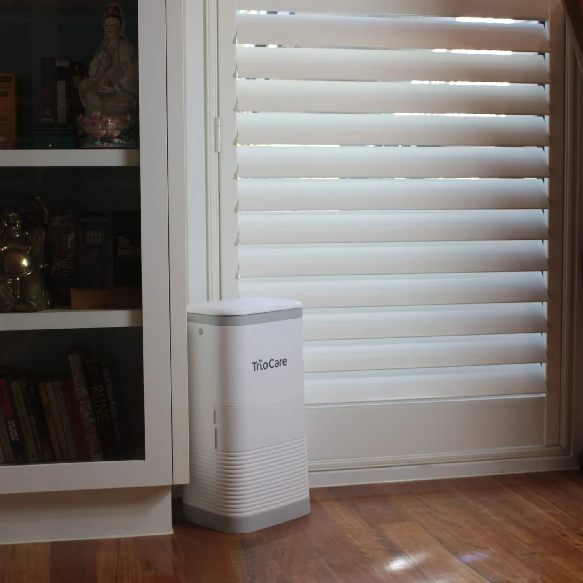 Triocare Diaper Pail Odor Locking White Bin 5292 Count Bags Modern Design