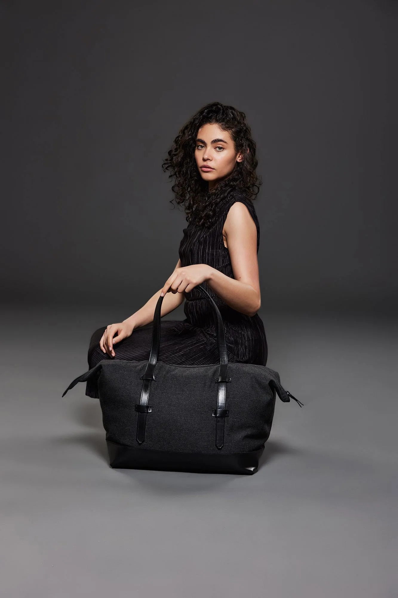 WEEKENDER BAG